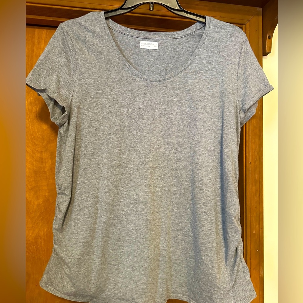Maurices Maternity tee size 2XL
